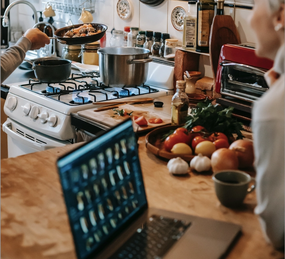 Telelavoro: un sistema complesso tra domesticazione e salute